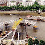 Construction of the London Eye on the river Thames